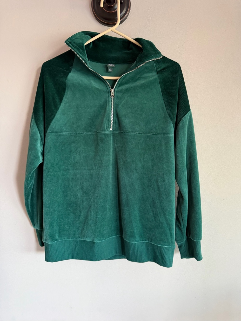 Wild Fable Green Velour Corduroy Mixed Media Quarter Zip Sweatshirt Womens S